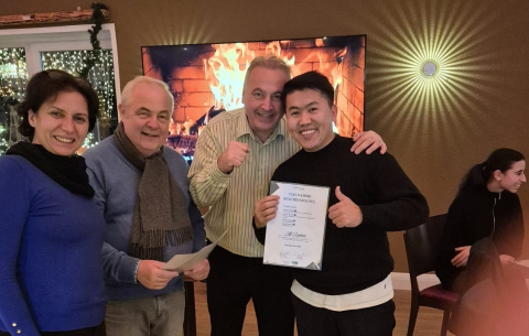 Aushändigung der Teilnahmebescheinigung