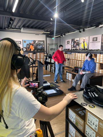 Filmdreh bei Atlas-Sicherheitsschuhen